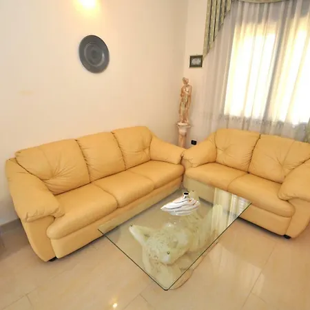 Palazzo Coppola Apartmán *